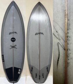 画像1: 【名作モデル！】SYSTM / Burnerモデル 5'6"両面ティント&5フィン美品が激安！