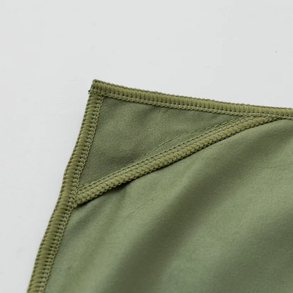 画像4: New! BEACHED DAYS Magnetic Beach Towel / OLIVE