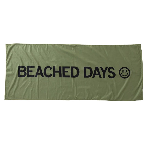 画像1: New! BEACHED DAYS Magnetic Beach Towel / OLIVE
